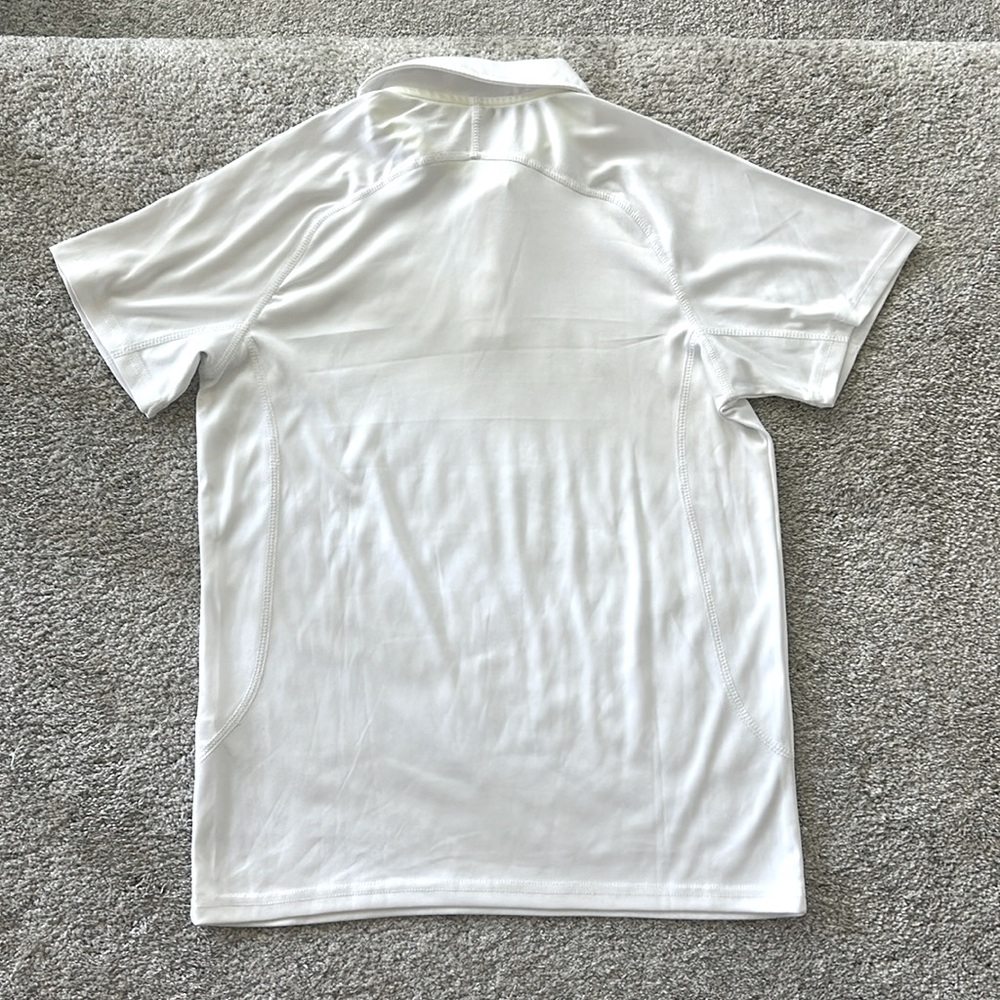 Reebok Boys White Polo with Gray Logo - Picture 4 of 4